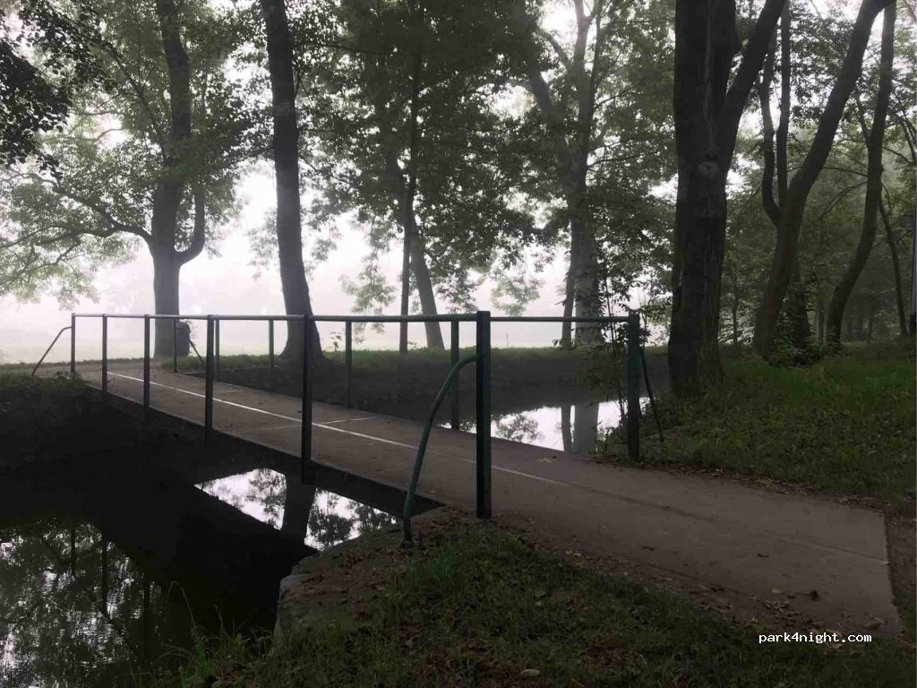 (379 01) Třeboň - Novohradská — foto