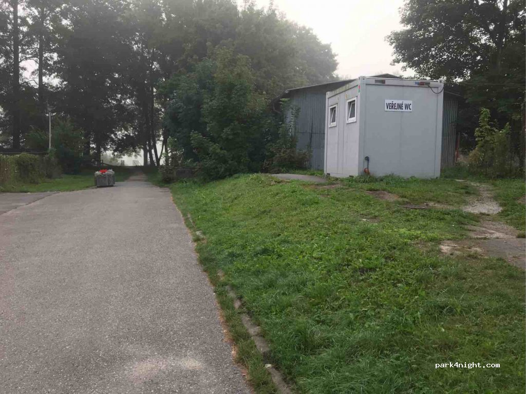 (379 01) Třeboň - Novohradská — foto 2