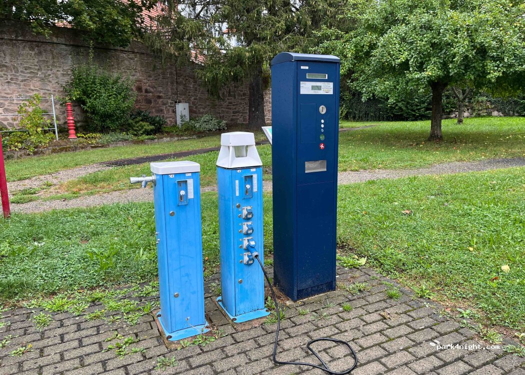 Wohnmobilstellplatz am Diebesturm in Witzenhausen — foto 4