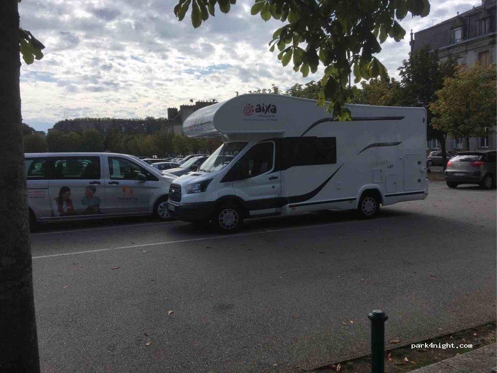(56300) Pontivy - Place Aristide Briand — foto