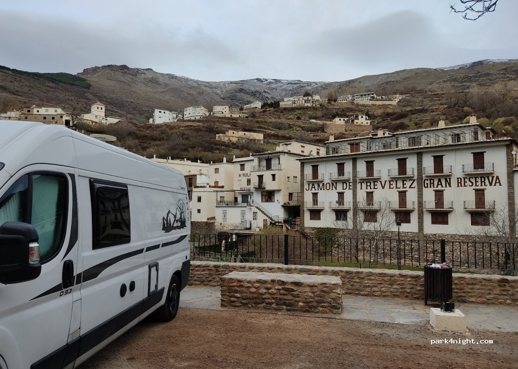 (18417) Trevélez - 50 Calle Carretera — foto 3