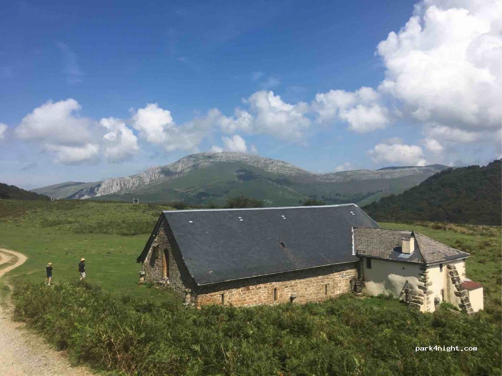 (64220) Lecumberry - Hourlasterre — foto