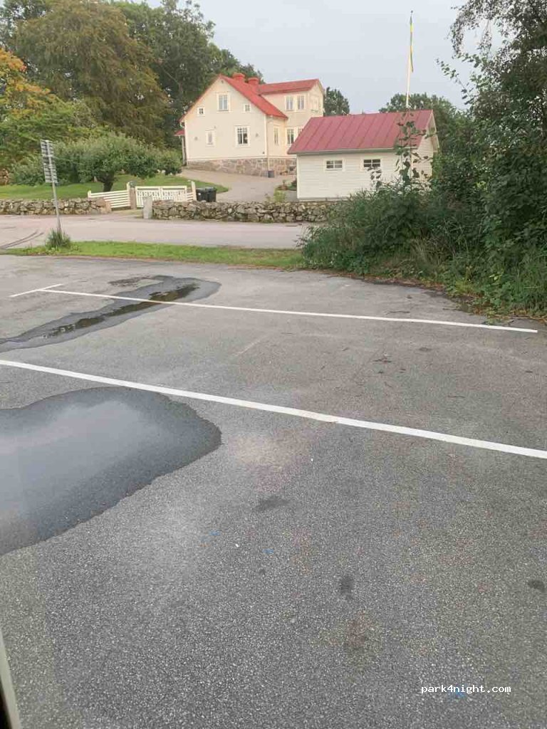 (372 73) Ronneby - 20 Strandhemsvägen — foto