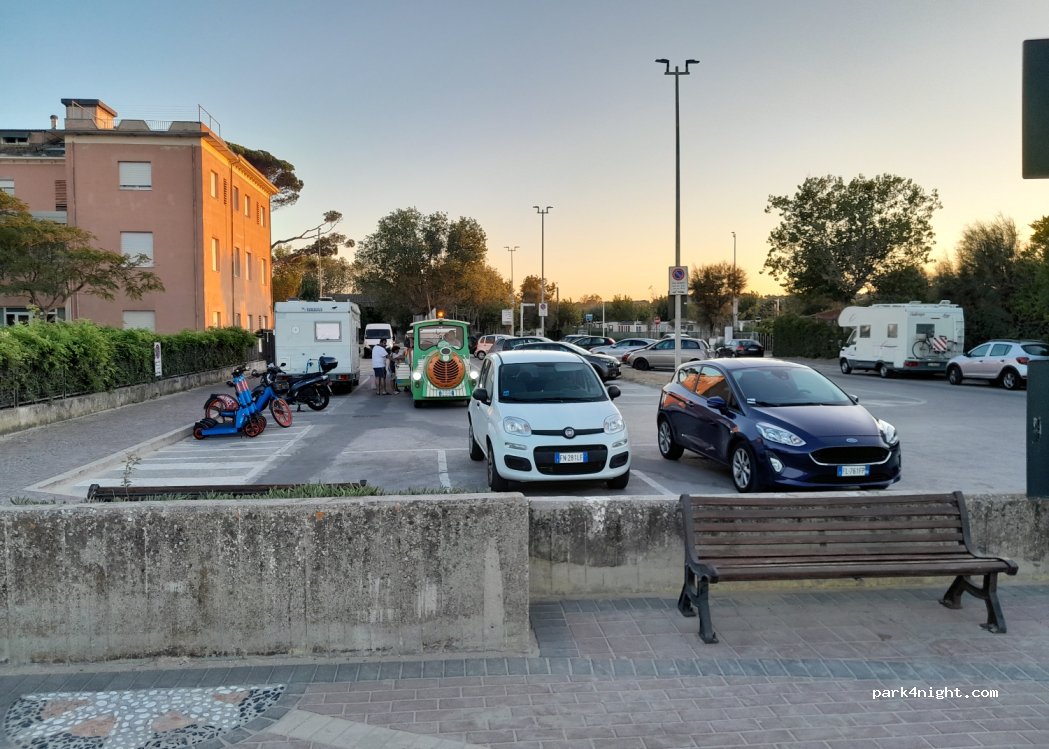 (47838) Riccione - 65 Via Torino — foto 4