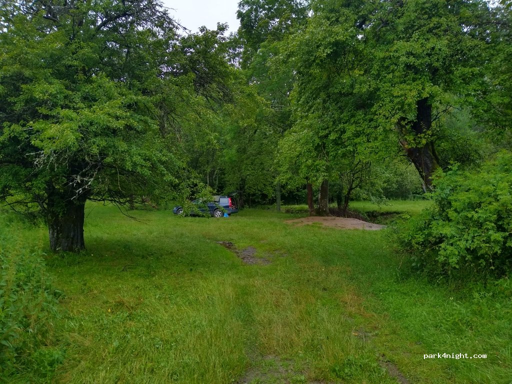 (38-307)  - Unnamed Road — foto