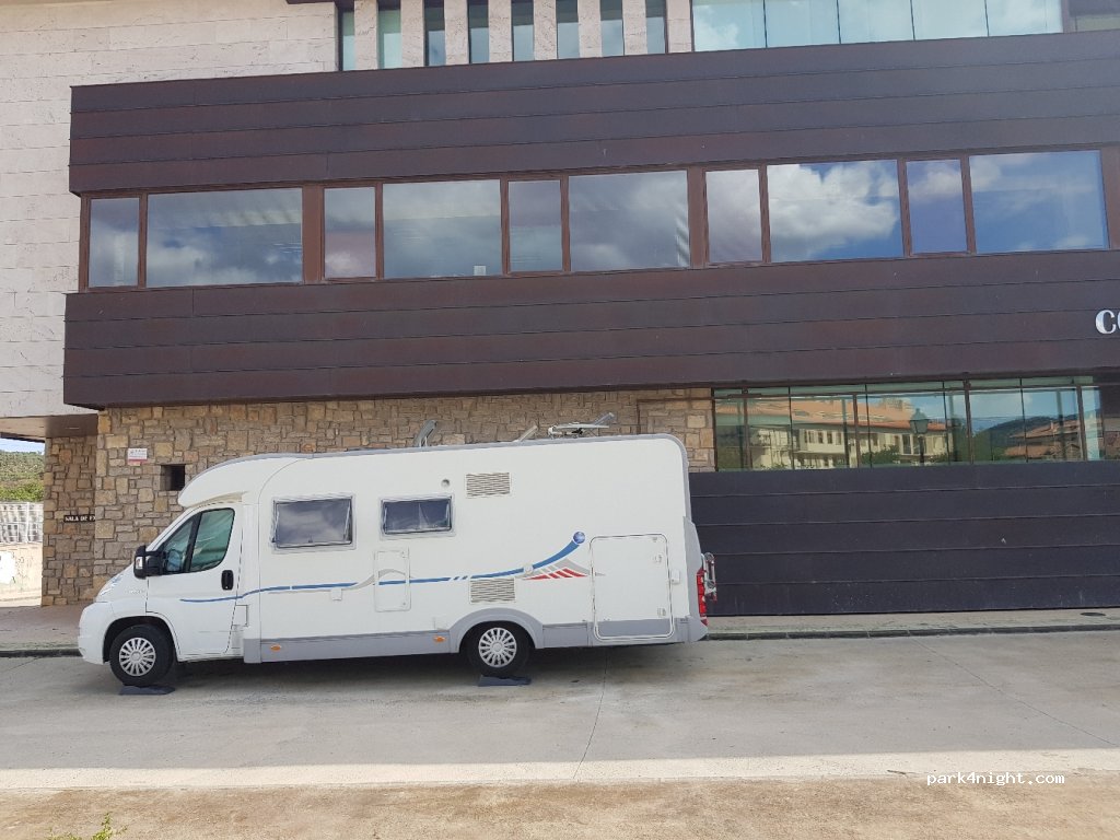 (44400) Mora de Rubielos - 48 Avenida Ibáñez Martín — foto 2