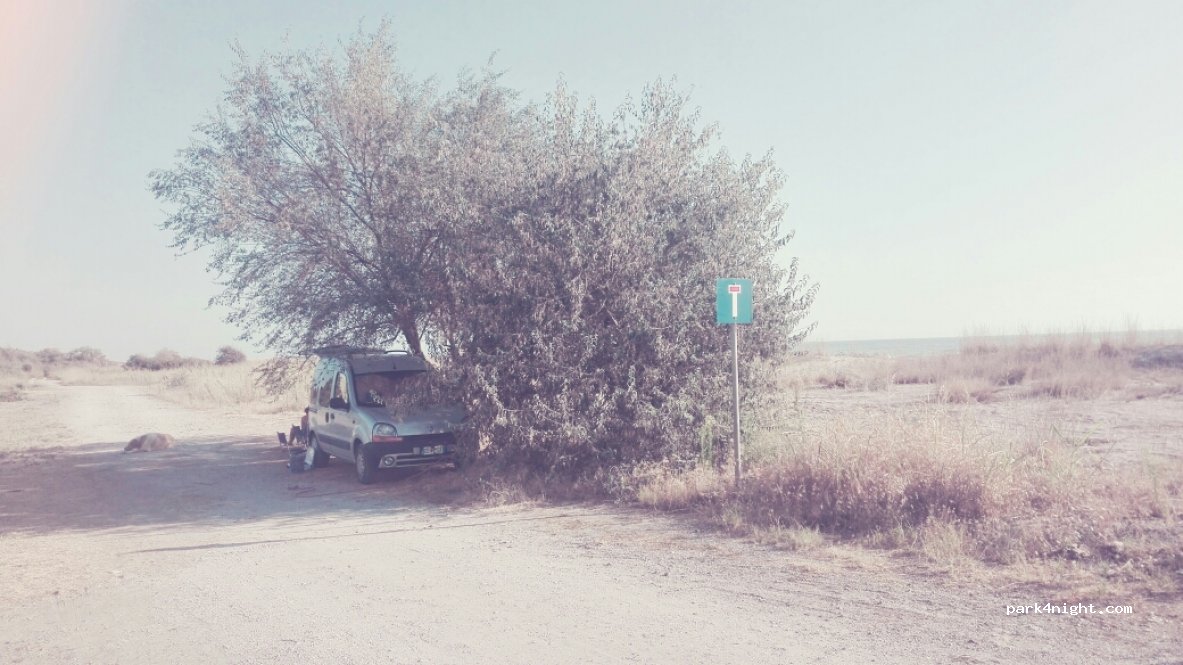 (400 07) Paralia Koulouras - Unnamed Road — foto 2
