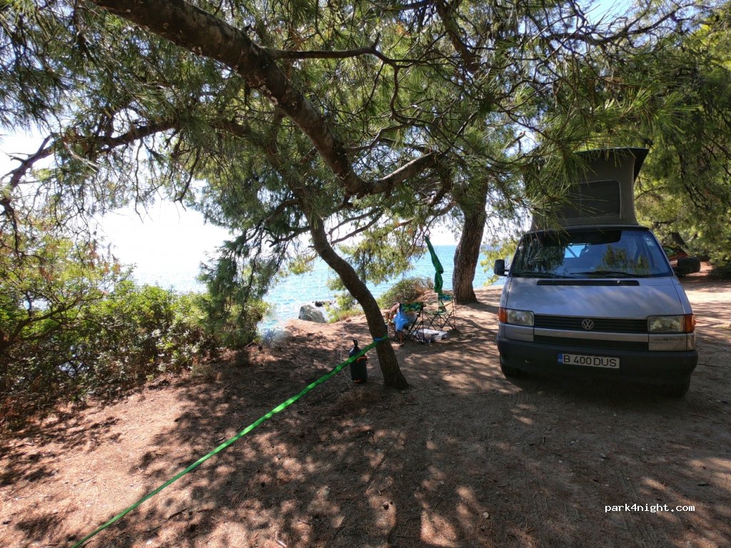 (630 81) Sithonia - Unnamed Road — foto