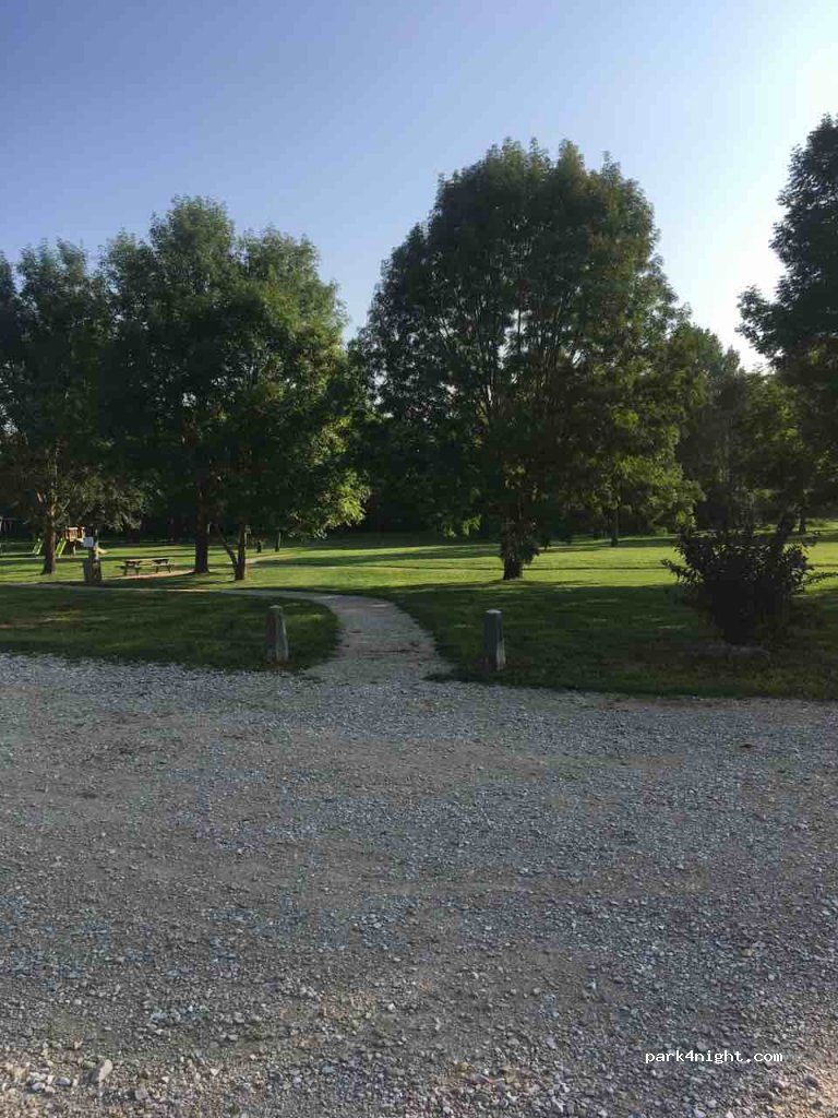 (01430) Maillat - 110 Route de Peyriat — foto 2
