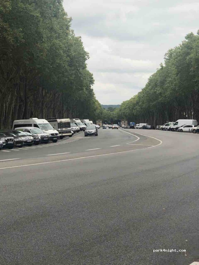 (78000) Versailles - 88 Avenue de Paris — foto