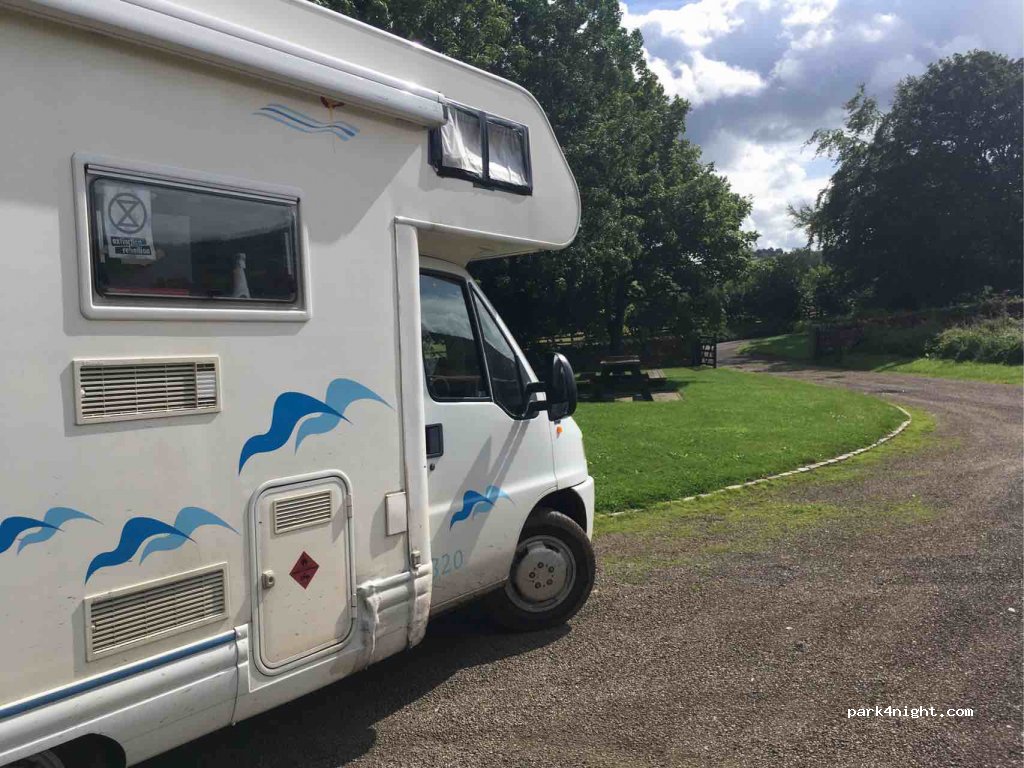 (NE65 7NW) Morpeth - Unnamed Road — foto