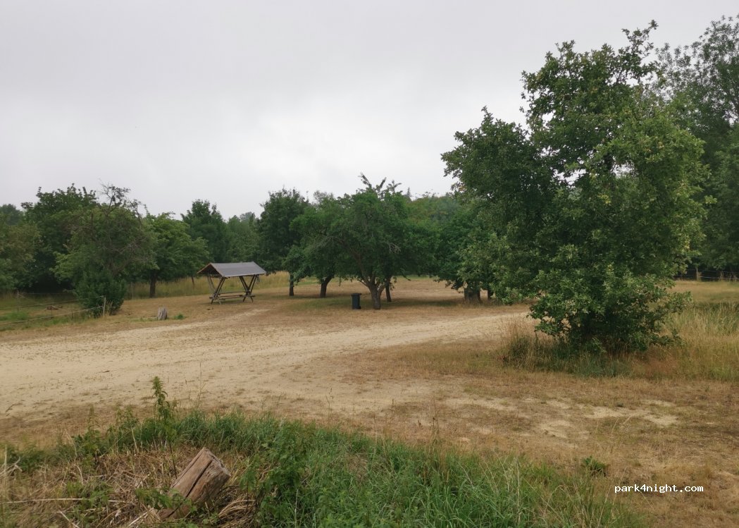 Wohnmobilstellplatz Kühler Grund — foto 3