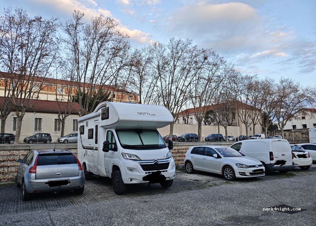 (30000) Nîmes - 55 Rue Vincent Faïta — foto 4