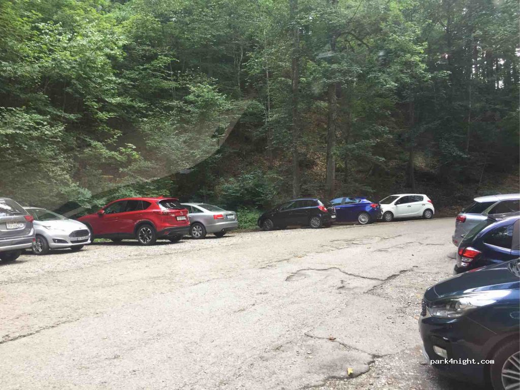 (1636) Broc - Parking des Gorges de la Jogne, Unnamed Road — foto
