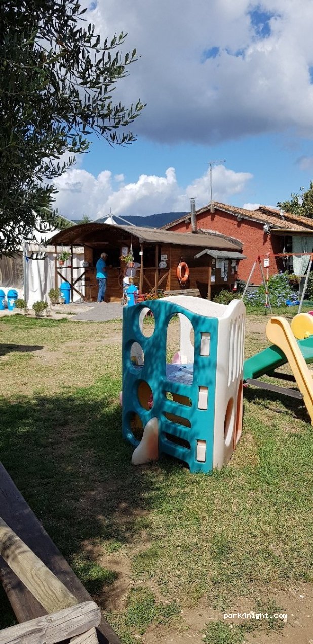 (00069) Trevignano Romano - 99 Via della Rena — foto 2