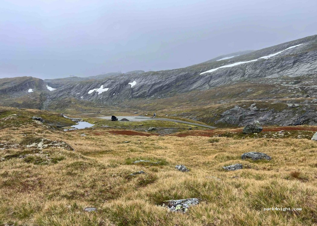 (6893) Vik i Sogn - Unnamed Road — foto