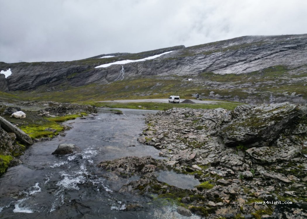 (6893) Vik i Sogn - Unnamed Road — foto 3