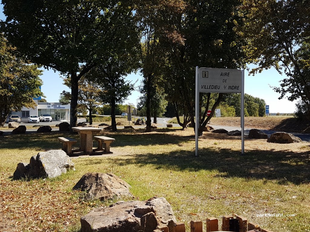 (36320) Villedieu-sur-Indre - 6034 Route de Châteauroux — foto 2