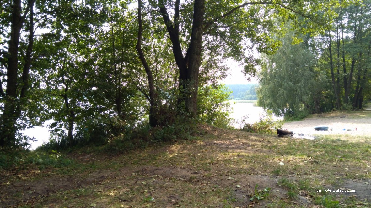(12-122) Narty - Unnamed Road — foto