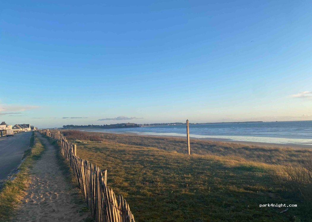 (56510) Saint-Pierre-Quiberon - 2 Place Neptune — foto 4