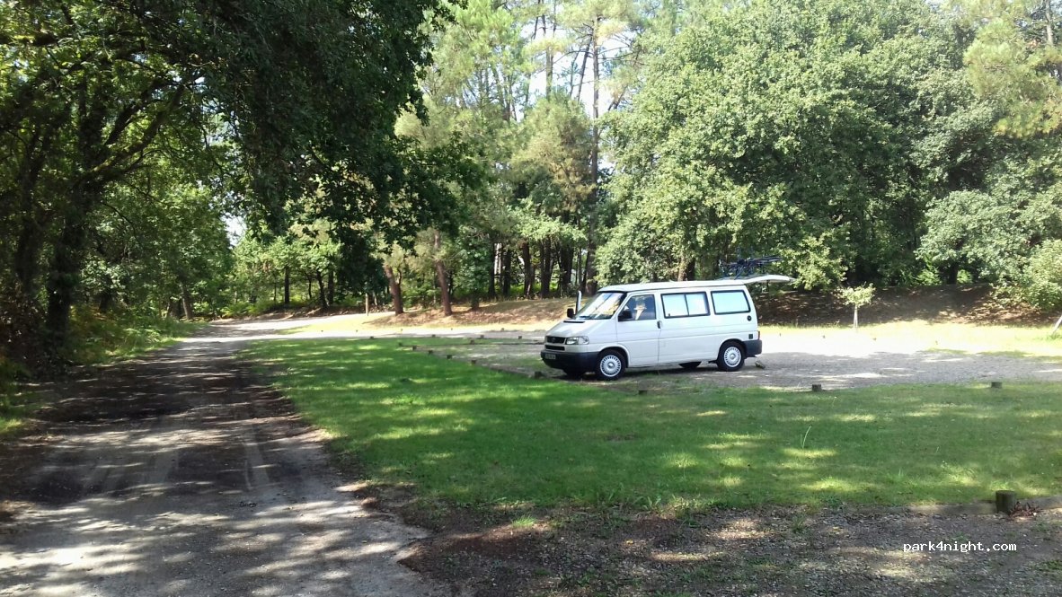 (40180) Hinx - 453 Route des Garroques — foto