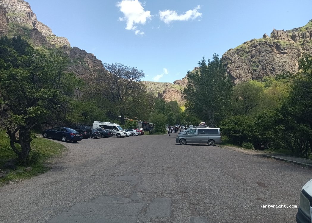 () Goght - Geghard Monastery Road — foto 3
