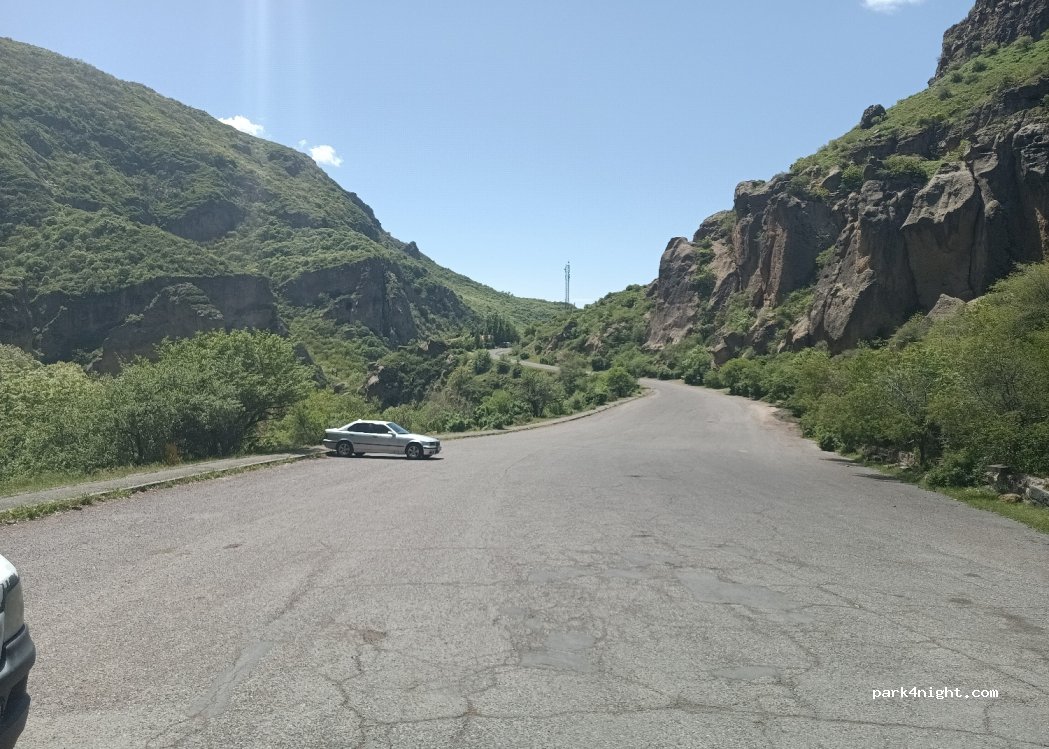() Goght - Geghard Monastery Road — foto 4