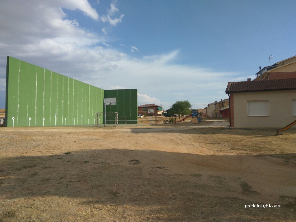 (42141) Guijosa - Unnamed Road, — foto 2