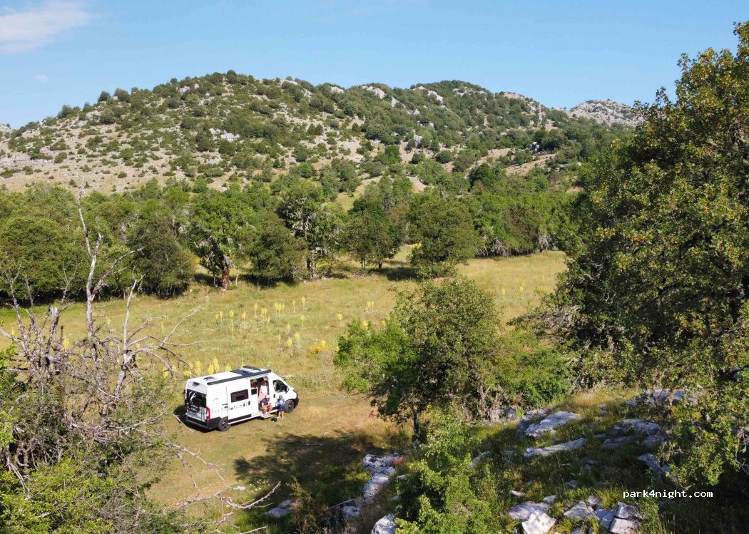 (440 07) Kentriko Zagori - Unnamed Road — foto 2