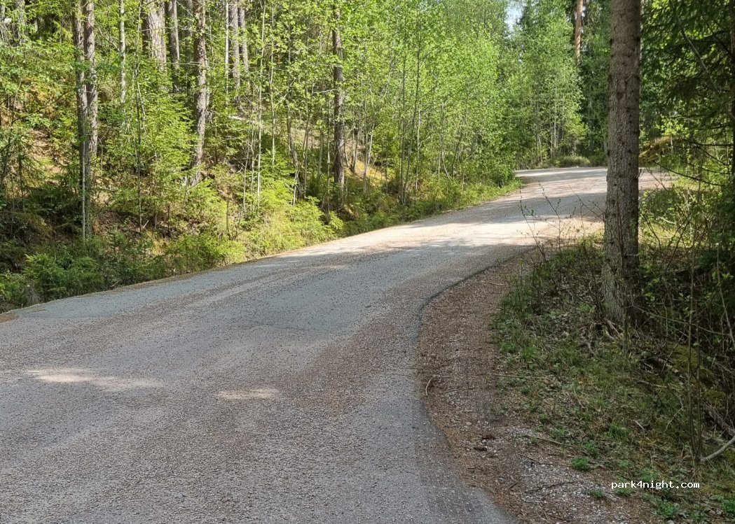 (795 96) Boda Kyrkby - Unnamed Rd — foto 4