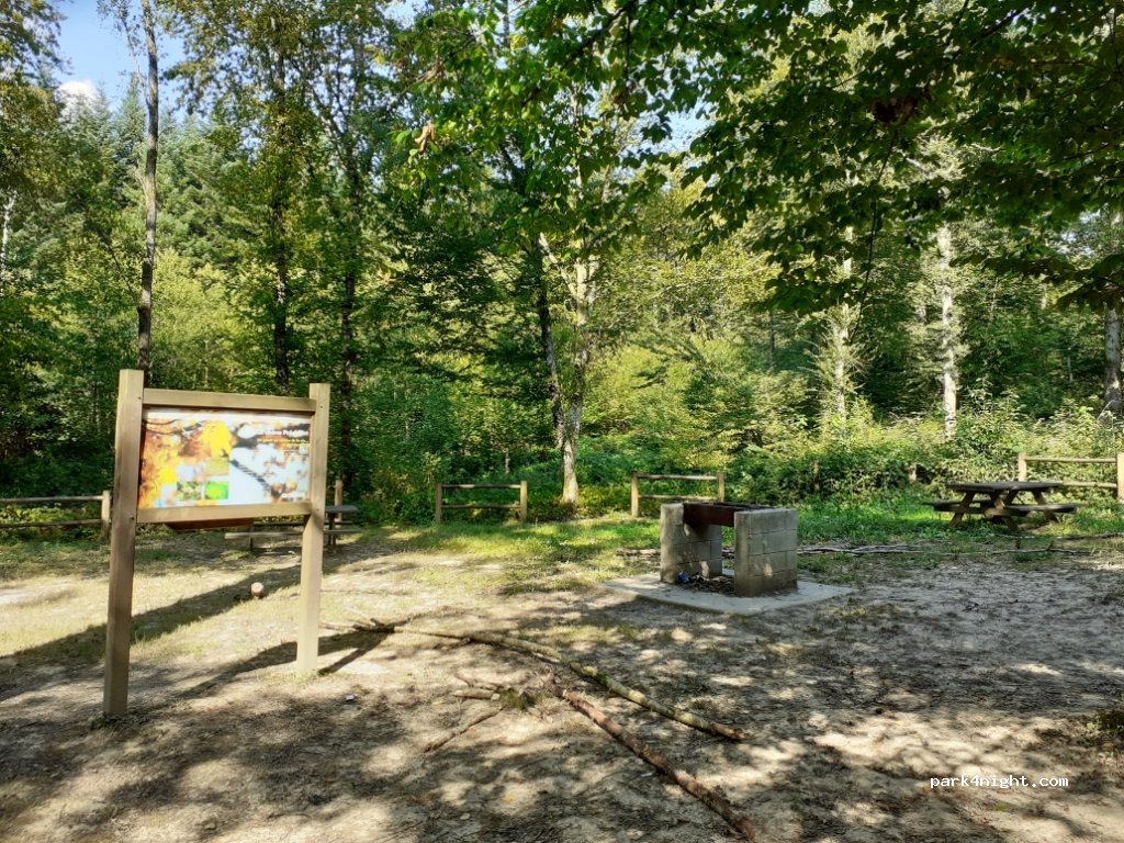 (25640) Ougney-Douvot - D277A — foto