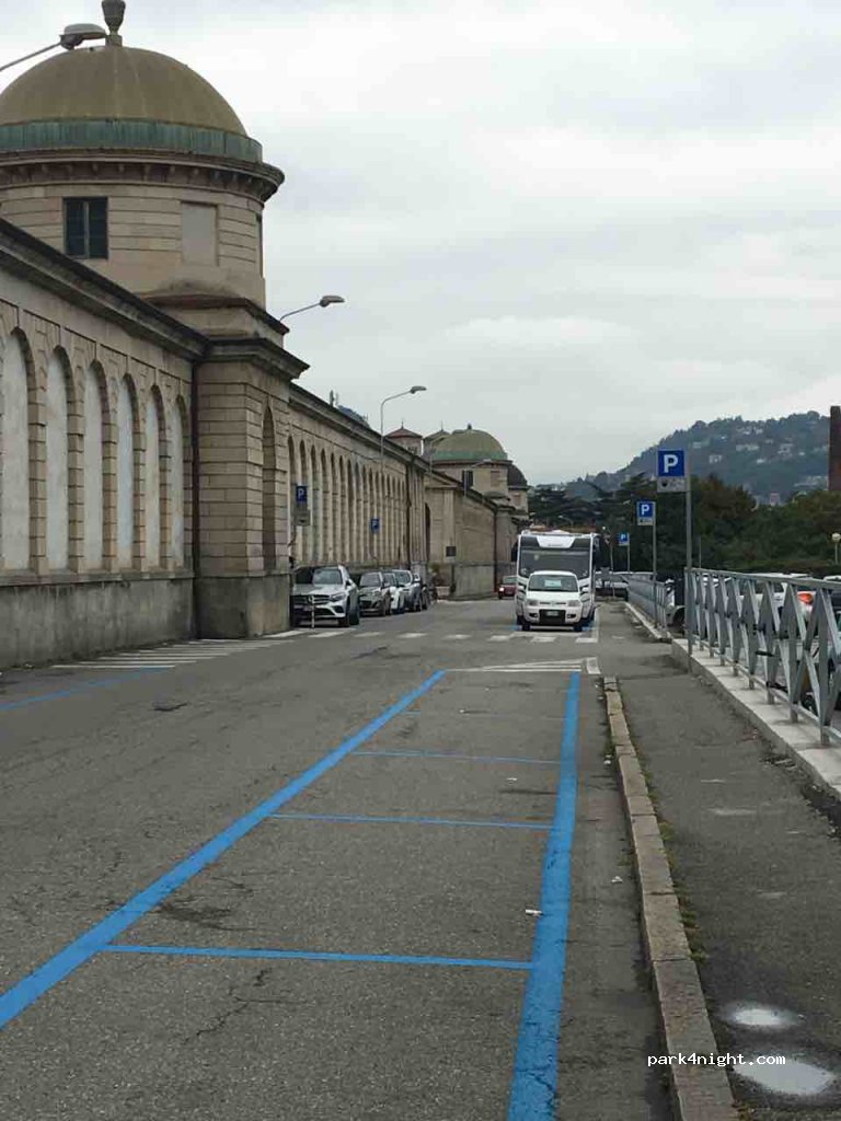 (22100) Como - 18 Via Regina Teodolinda — foto