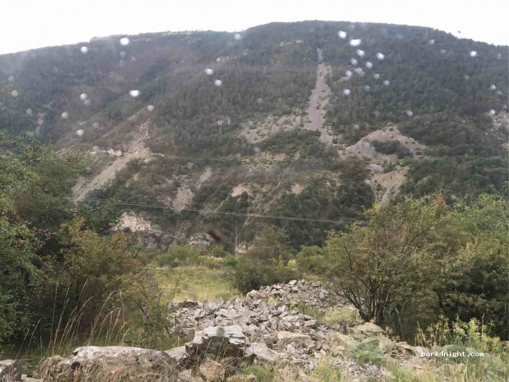 (04420) Prads-Haute-Bléone - Simourres — foto
