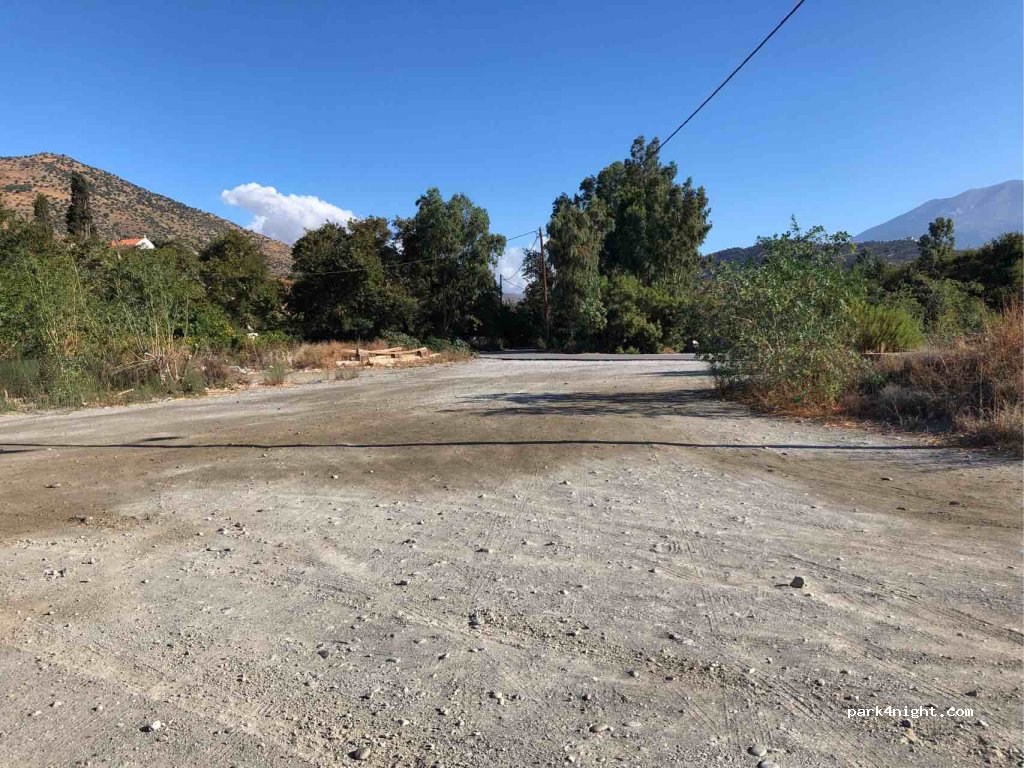 (740 56) Ag. Galini - Unnamed Road — foto