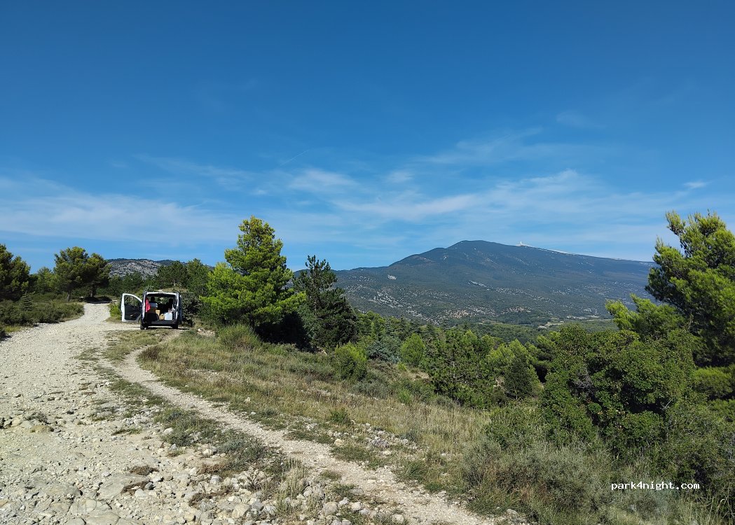 (84410) Crillon-le-Brave - D19 — foto 3