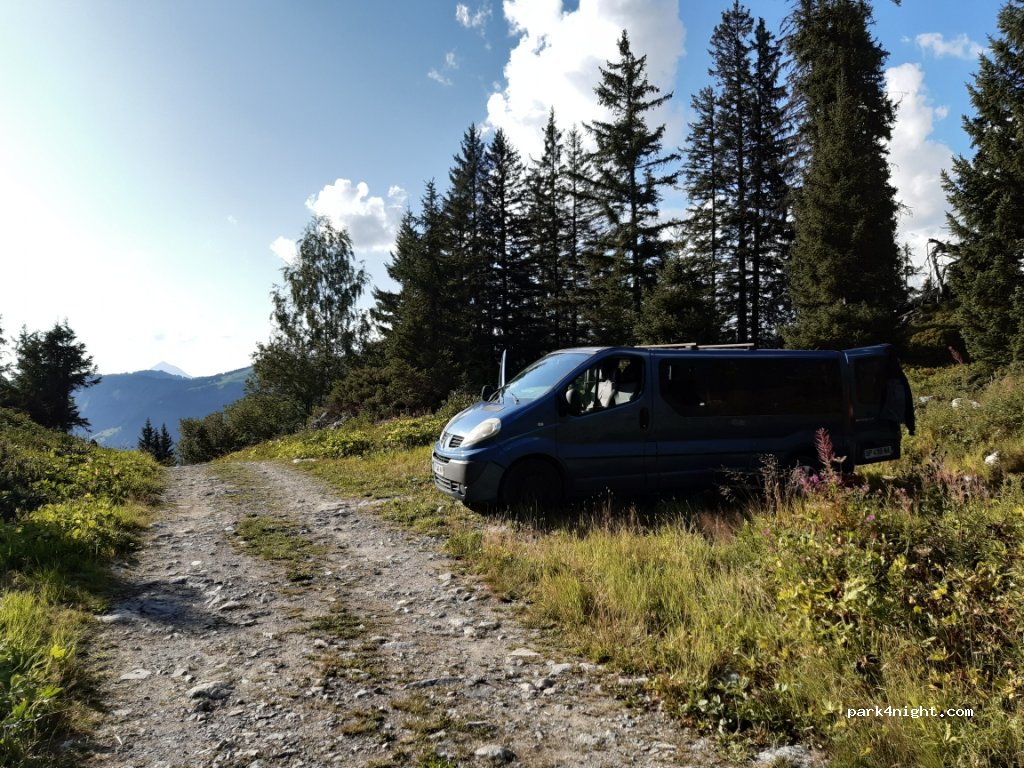 (73620) Hauteluce - Unnamed Road — foto