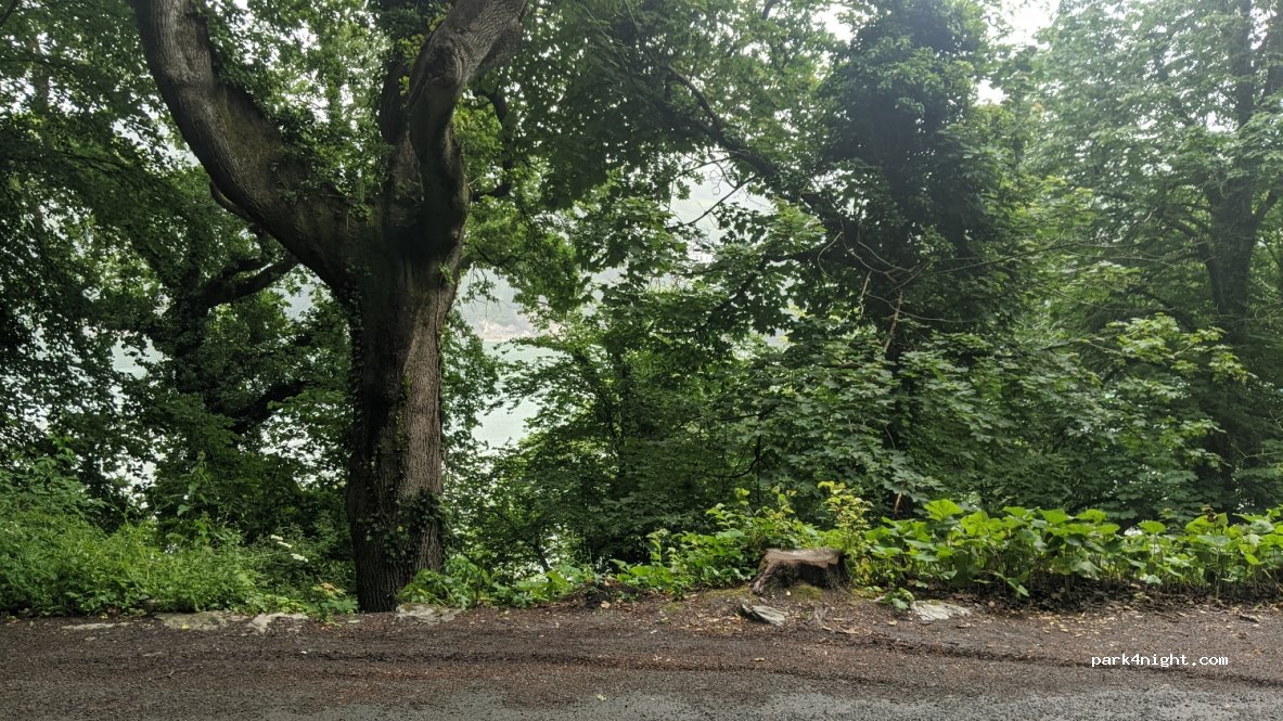 (TQ6 0JN) Dartmouth - Castle Road — foto 3