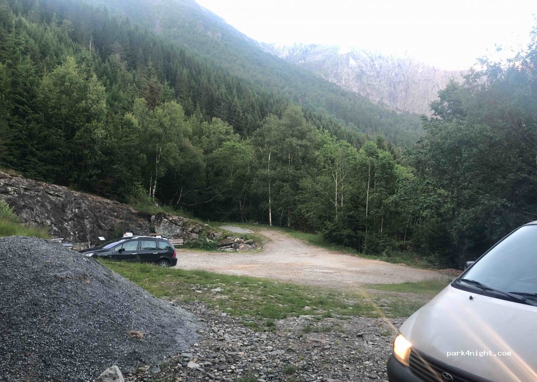 (5734) Vallavik - Unnamed Road — foto 2