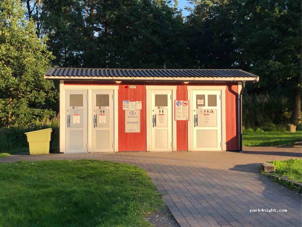 (437 93) Lindome - Rest area Sandsjöbacka east E20, Kungsbackaleden — foto
