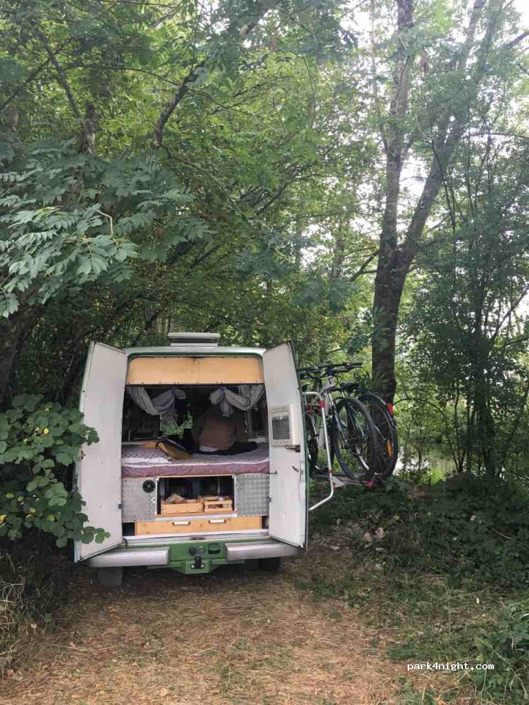 (89450) Asquins - Route de Givry — foto 2