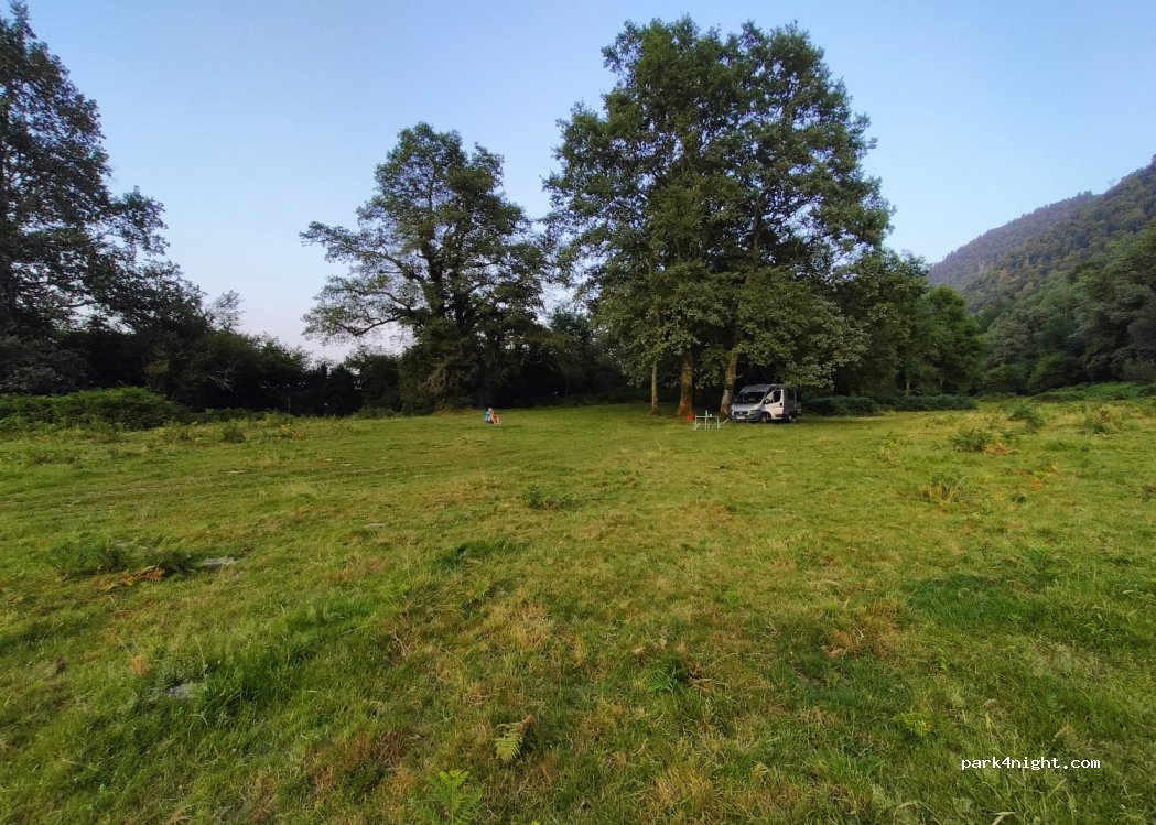 (64260) Izeste - Unnamed Road — foto 3