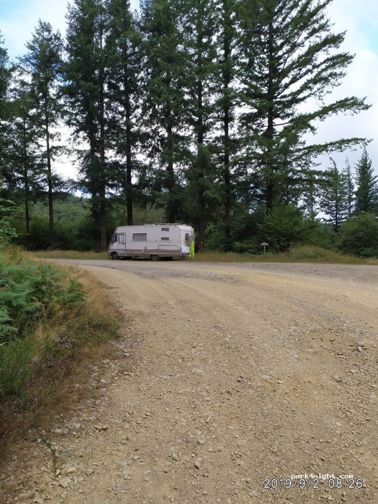 (34220) Verreries-de-Moussans - Unnamed Road — foto 2