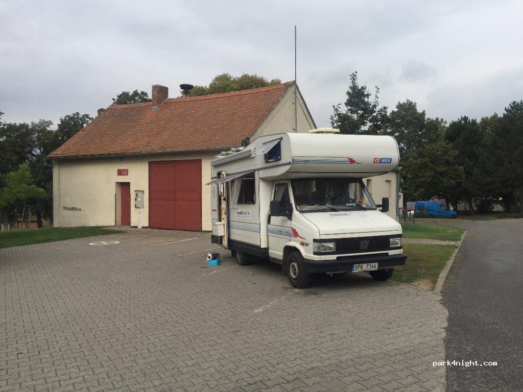 (691 09) Vrbice - Unnamed Road — foto 2