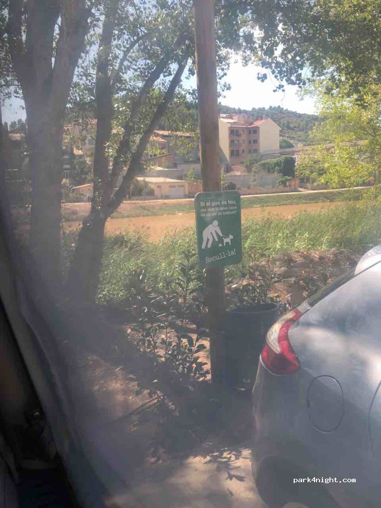 (08650) Sallent - 49 Carrer Santa Cristina — foto