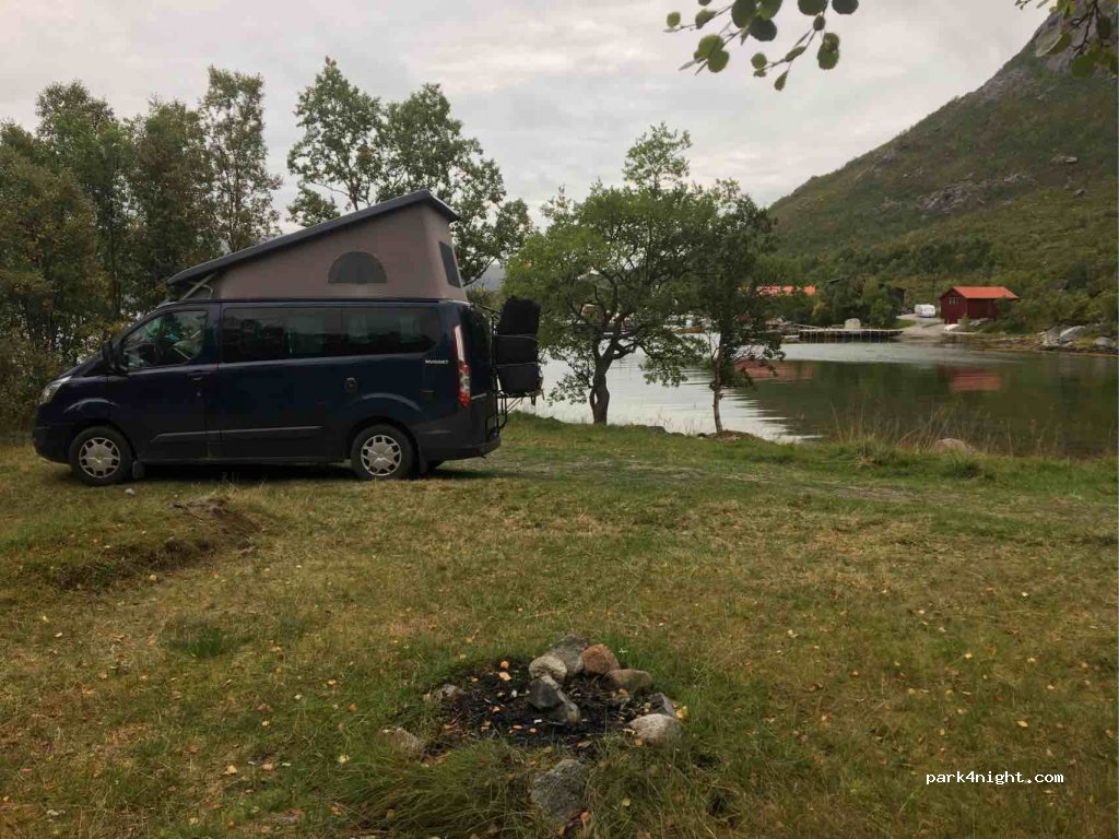(9100)  - 35 Fjordvegen — foto