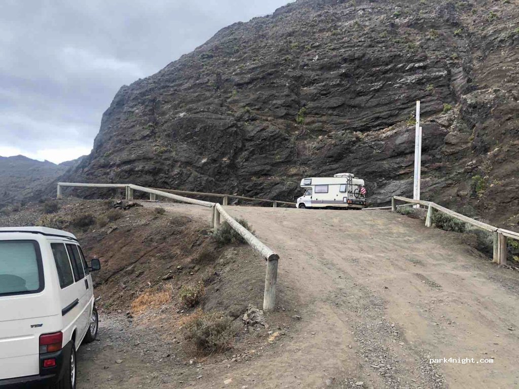 (38820) Hermigua - Unnamed Road — foto
