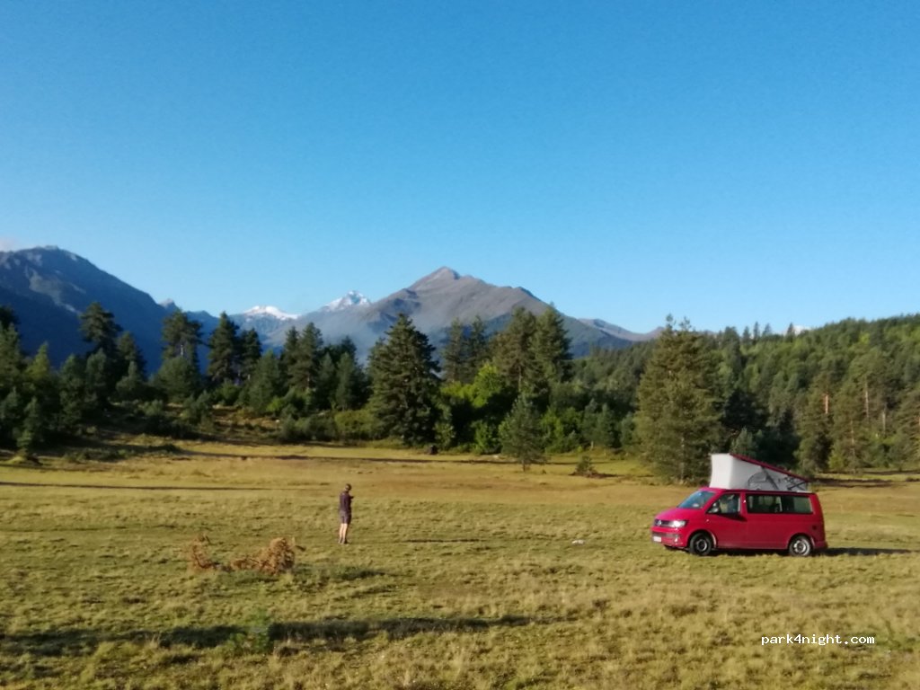()  - Zugdidi Jvari Mestia Lasdili — foto