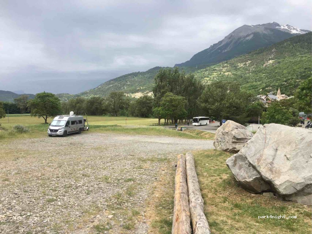 (05600) Saint-Clément-sur-Durance - Le Sersas — foto