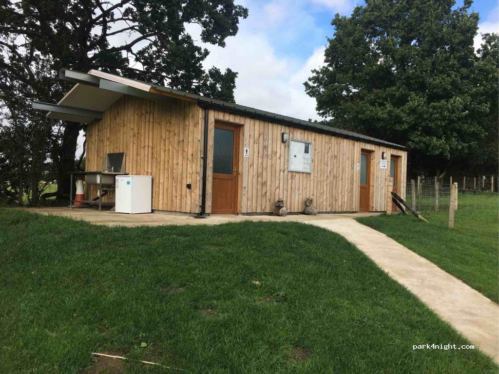 Calder Farm. Camping pod — foto