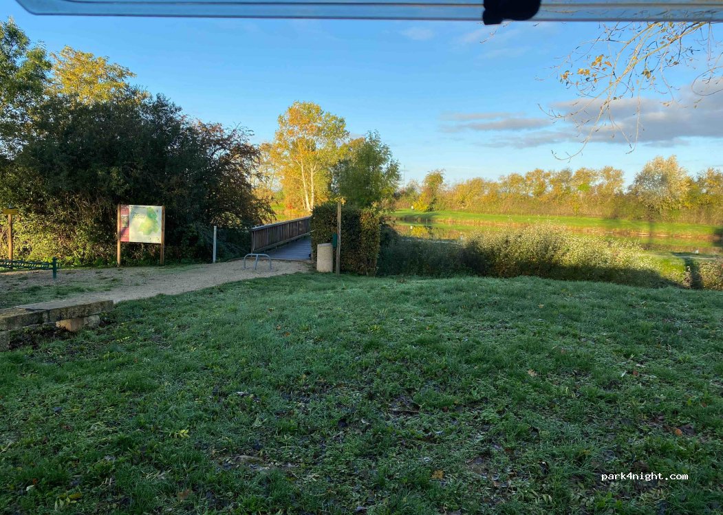 (71530) Virey-le-Grand - 37 Rue des Terres de l'Étang — foto 2